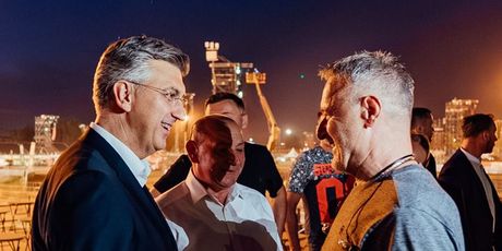 Marko Perković Thompson i Andrej Plenković - 2