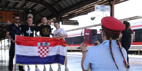 Obožavatelji na Glavnom kolodvoru