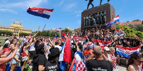 Okupljanje Thompsonovih fanova na Trgu kralja Tomislava