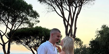 Adrian Petričević s novom djevojkom - 3