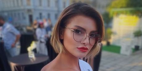 Ella Dvornik - 1