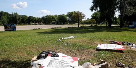 Sendviči razbacani na Bundeku - 4