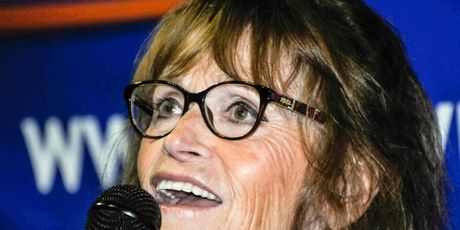 Margot Kidder - 3
