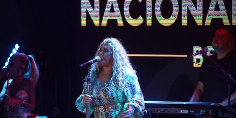 Indira Radić - 4