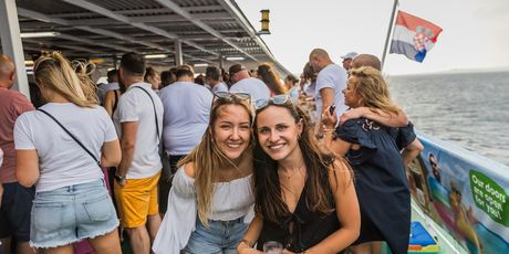 Trajekt ususret manifestaciji