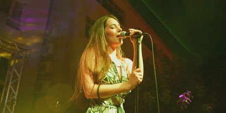 Ana Uršula Najev - 2