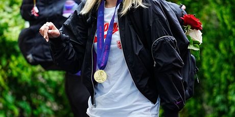 Chloe Kelly - 1
