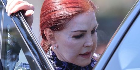 Priscilla Presley - 8