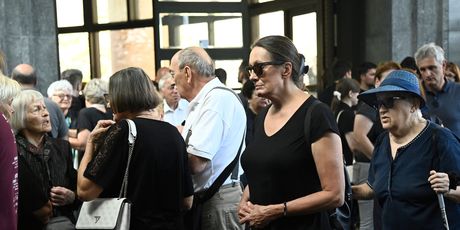 Urša Rauhar-Gamulin na sprovodu Vedrana Gračana