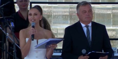 Mila Horvat na mimohodu