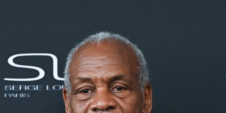 Danny Glover - 8