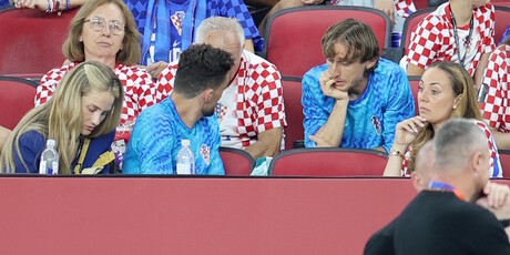 Vanja Modrić, Izabel Kovačić