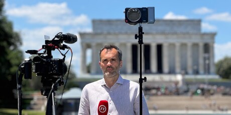 Saša Lugonjić u Washingtonu, Lincoln Memorial