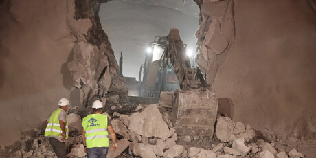 Probijen tunel Kozjak - 7