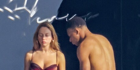 Kylian Mbappe i Ester Exposito - 1