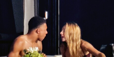 Kylian Mbappe i Ester Exposito - 3