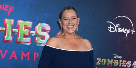 Camryn Manheim - 8