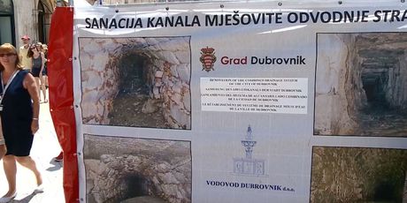 Zapelo čišćenje kanalizacije ispod Straduna (Foto: Dnevnik.hr) - 1