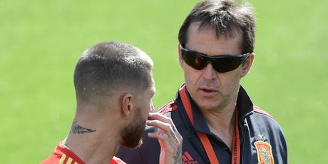Sergio Ramos i Julen Lopetegui (Foto: AFP)
