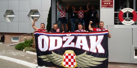 Hrvatski navijači u Kalinjingradu (GOL.hr)