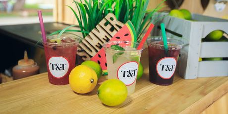 T&T