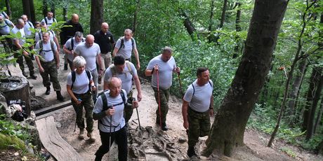 Ministar obrane Krstičević i pripadnici OSRH sa Sljemena poslali poruku Vatrenima (Foto: MORH/T. Brandt) - 2