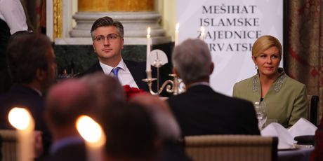 Premijer i Predsjednica na obilježavanju Ramazanskog bajrama (Foto: Jurica Galoic/PIXSELL