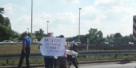 Prosvjedna akcija #ugasimotor (Foto: Dnevnik.hr)