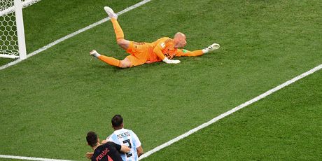 Caballero obranio Perišiću (Foto: AFP)
