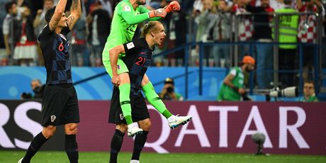 Slavlje hrvatskih nogometaša nakon pobjede protiv Argentine (Foto: AFP)