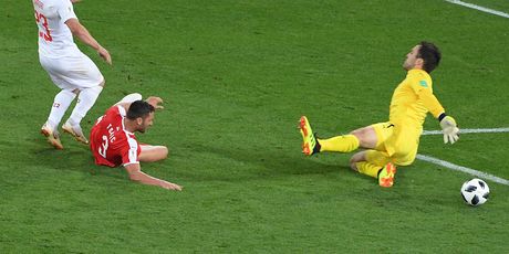 Shaqirijev gol Srbima (Foto: AFP)
