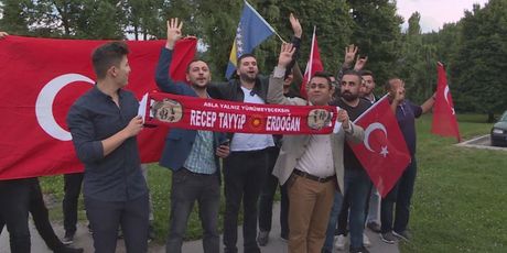 Erdoganova pobjeda slavila se i u BiH (Foto: Dnevnik.hr) - 1