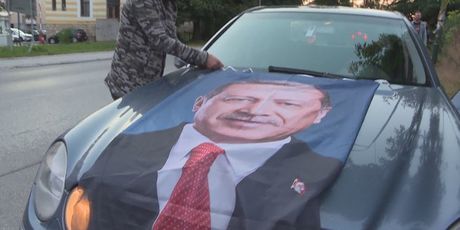 Erdoganova pobjeda slavila se i u BiH (Foto: Dnevnik.hr) - 2