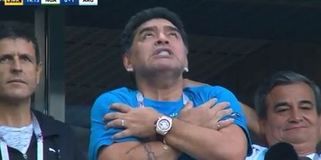Diego Maradona u transu (Screenshot)
