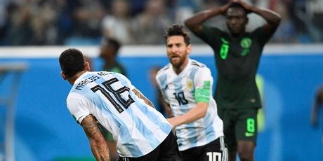 Rojo i Messi slave gol Nigeriji (Foto: AFP)