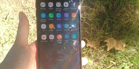 Samsung A6+ (Foto: Zimo)