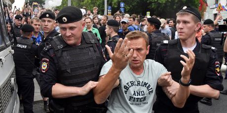 Ruska policija privela najmanje 400 osoba, uključujući Alekseja Navalnog (Foto: AFP)
