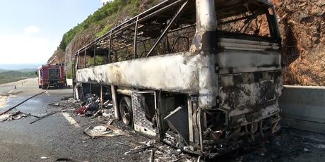 Požar uhvatio autobus za izlet zbog kvara (Foto: Dnevnik.hr) - 2