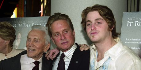 Cameron, Kirk i Michael Douglas (Foto: Getty Images)