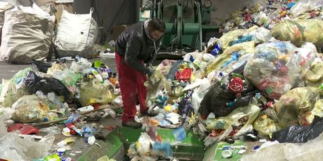 Razvrstavanje smeća (Foto: Dnevnik.hr) - 2