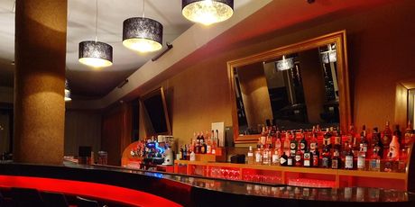 IQ Bar - 4