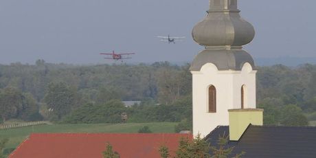 Avioni zaprašivali protiv komaraca (Foto: Dnevnik.hr) - 2