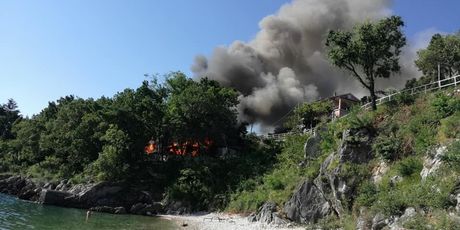 Požar u Medveji (Foto: Facebook/S.J.) - 3