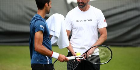 Goran Ivanišević na treningu s Novakom Đokovićem (Foto: Clive Brunskill/Getty Images))