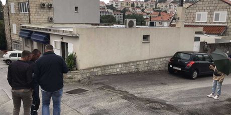 Kamion zapeo za kuću u Dubrovniku - 4