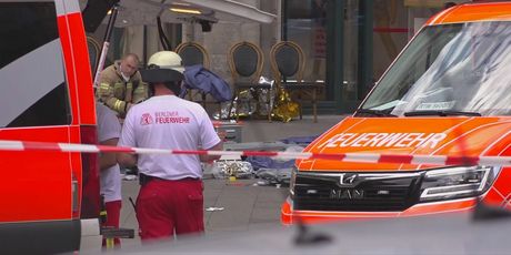 Njemačka: Zabio se autom u pješake - 4