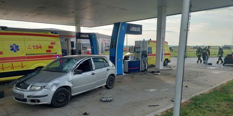 Prometna nesreća kod benzinske crpke u Kalinovcu - 4
