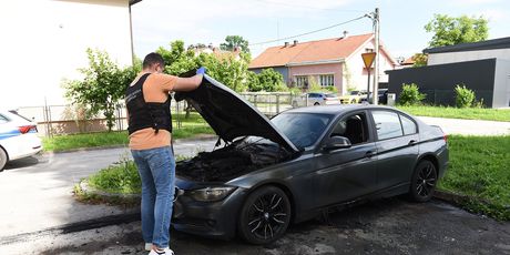 U Karlovcu izgorio automobil pravosudnog policajca - 2