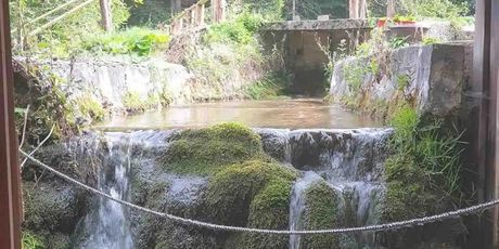 Kuća u Plitvičkom Ljeskovcu - 5