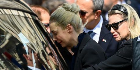 Pogreb Silvija Berlusconija - 4